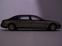 1:18 - Auto Art - Maybach - 62 Longversion - 2002 - Ayers Rock Red / Rocky Mountains Brown Bright - Calle - 0